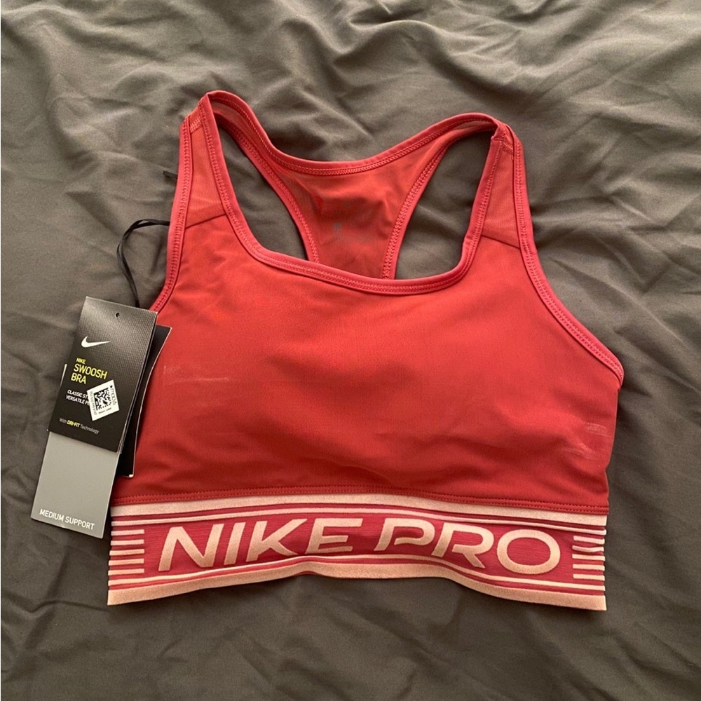 Nike pro sports bra